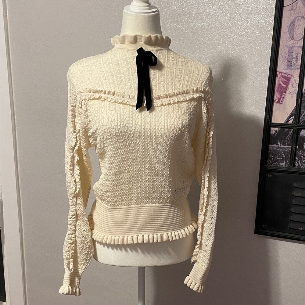 Zara Cream Sweater with Black Accent